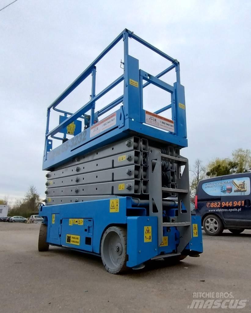 Genie GS 3232 Ножничные подъемники