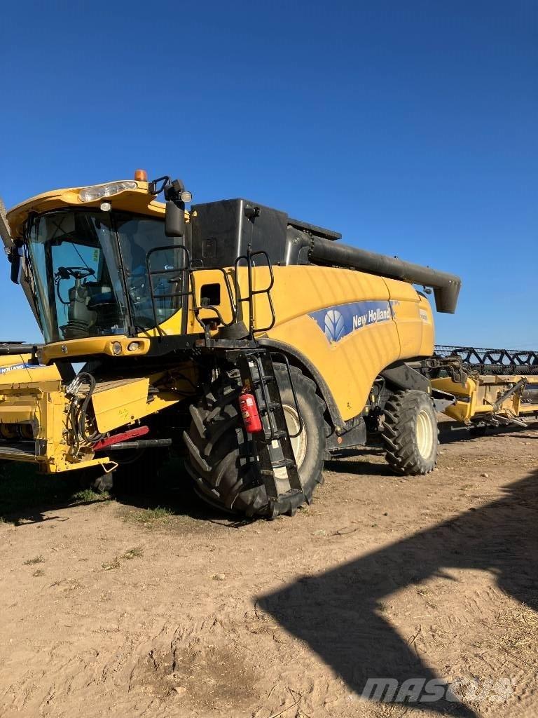New Holland CX 8080 Зерноуборочные комбайны