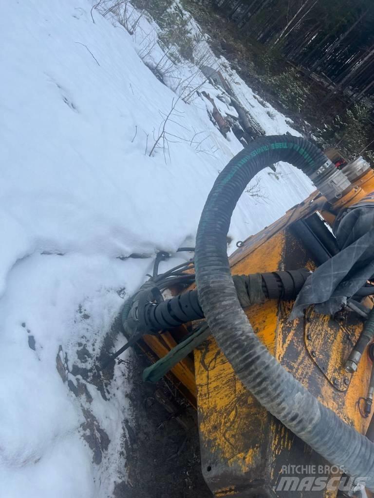 CAT 325 FL CR Буровые вышки