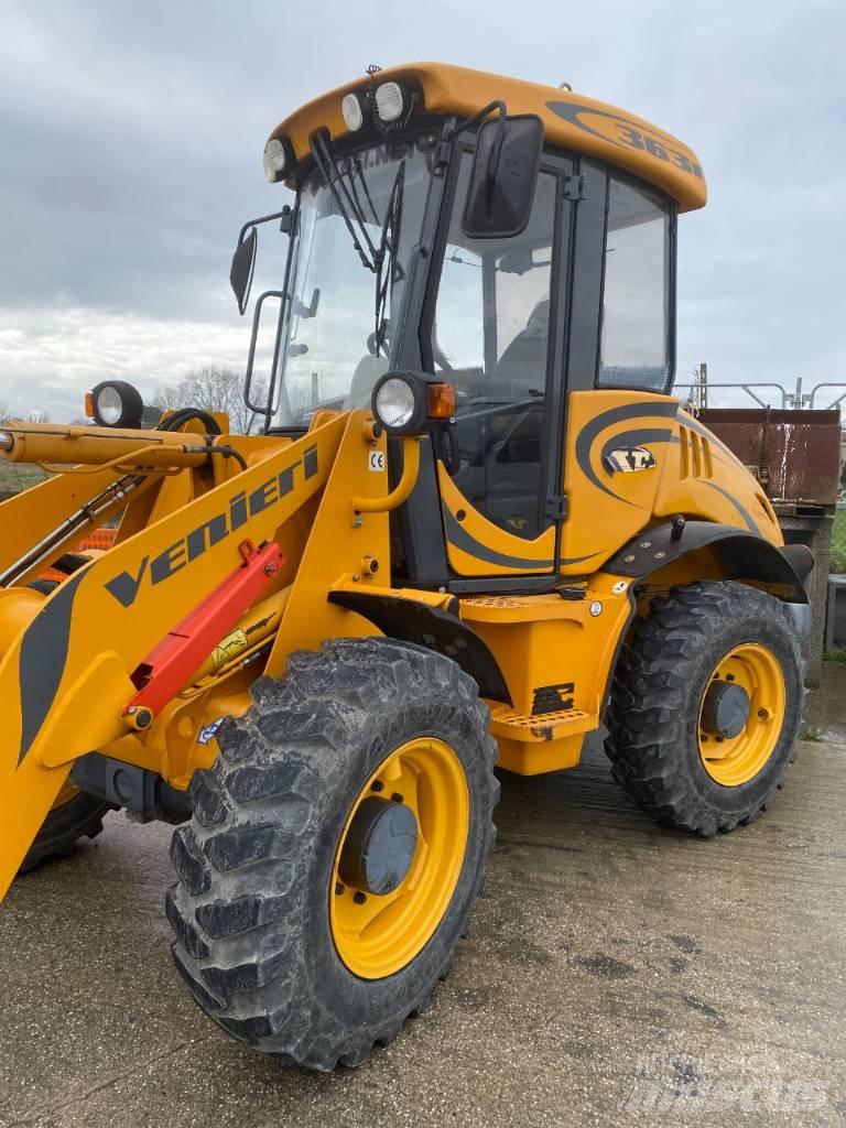 Venieri VF363F/3 Фронтальные погрузчики