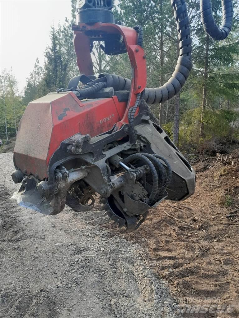 Komatsu C93 Харвестерные головки