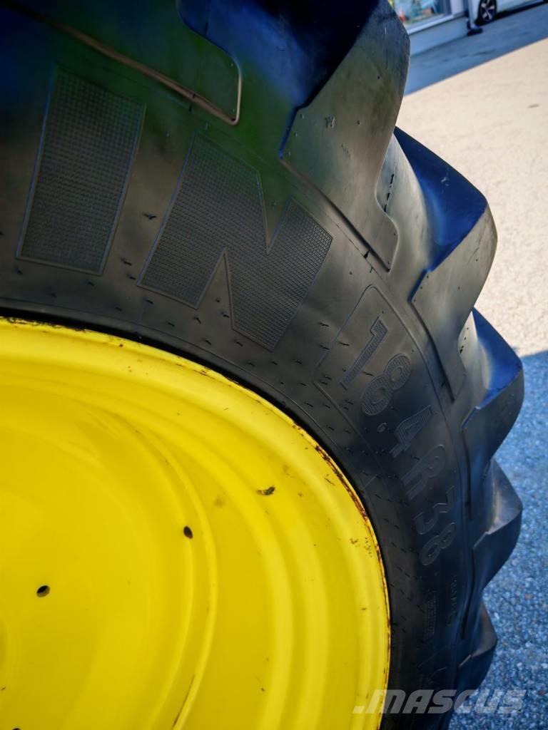 John Deere 6115 R Трактора