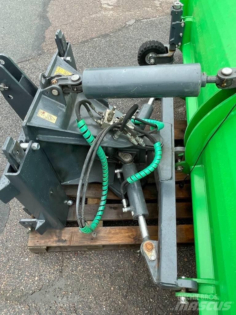 Sami DM-3700 Снежные отвалы и плуги
