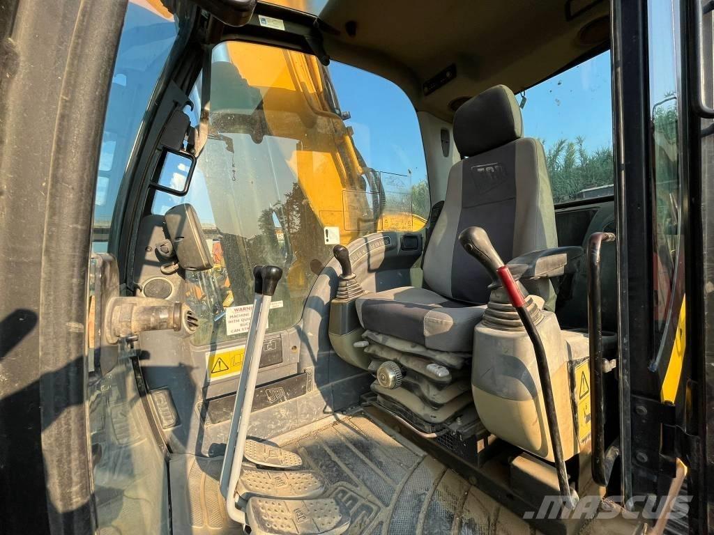 JCB JS 190 N LC Гусеничные экскаваторы