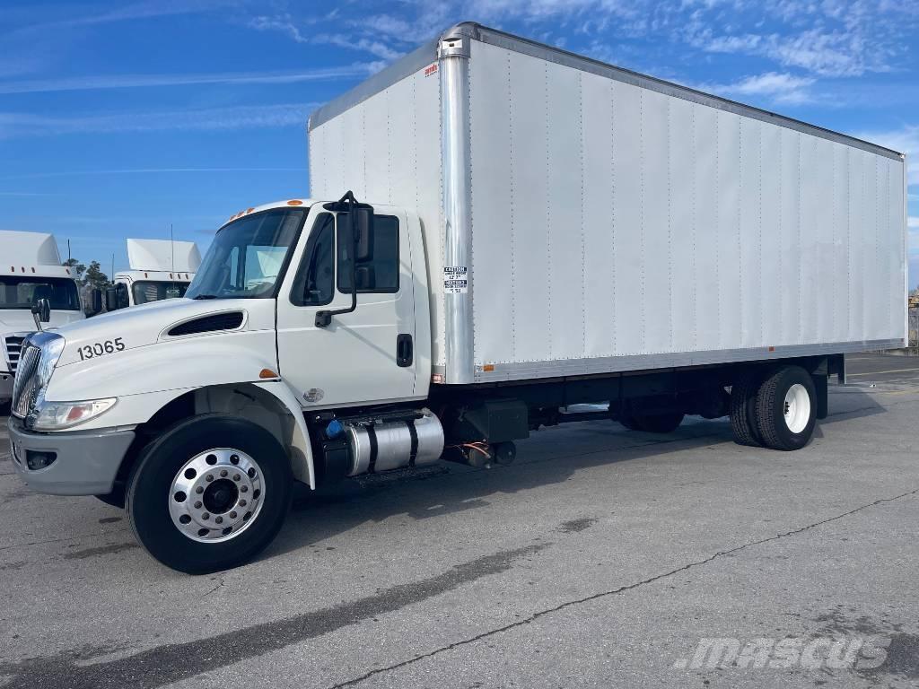 International 4300 Грузовики-Фургоны