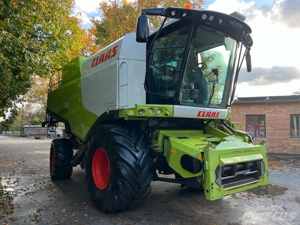 CLAAS 750 Зерноуборочные комбайны