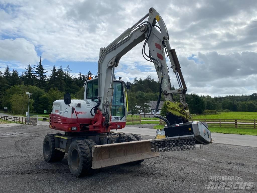 Takeuchi TB 295 W Экскаваторы-харвестеры