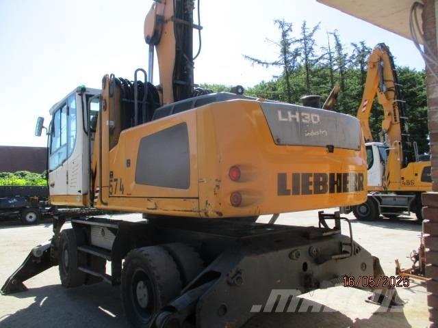 Liebherr LH 30 M Перегружатели металлолома/промышленные погрузчики
