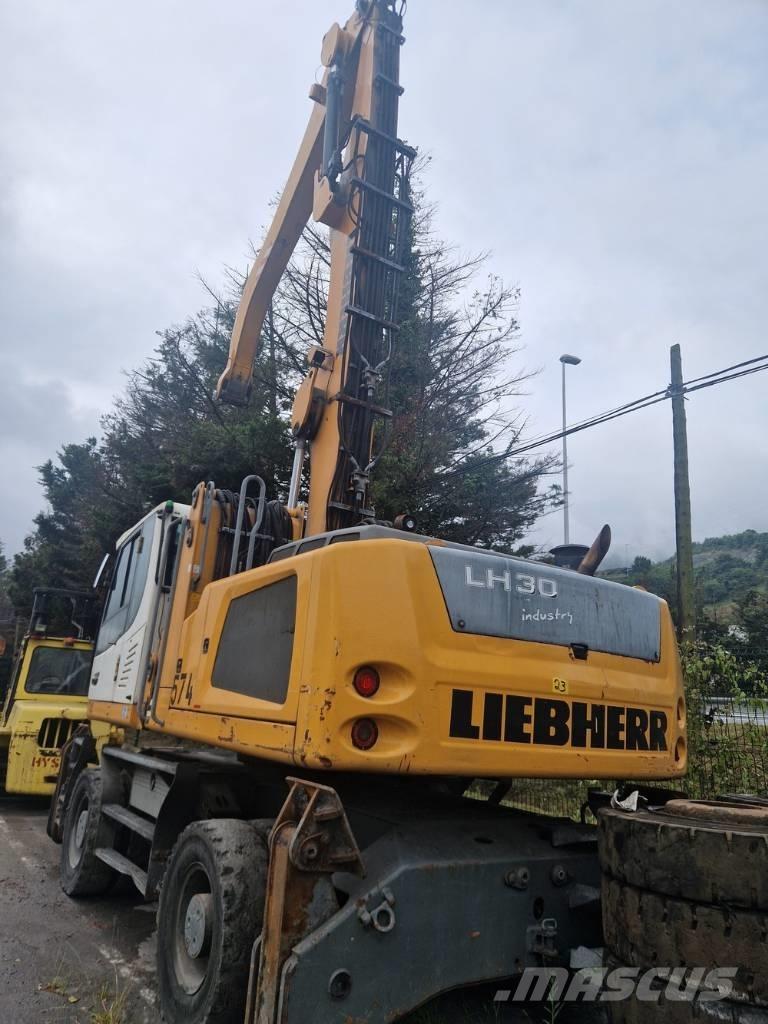 Liebherr LH 30 M Перегружатели металлолома/промышленные погрузчики