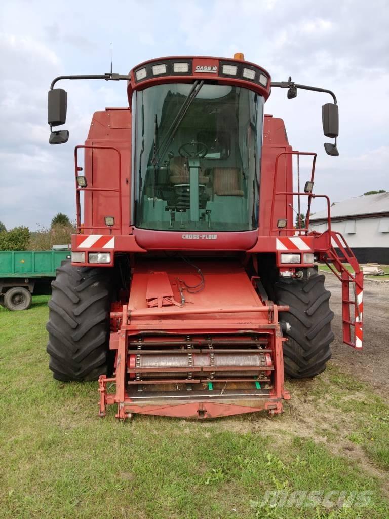 Case IH CF 80 Зерноуборочные комбайны