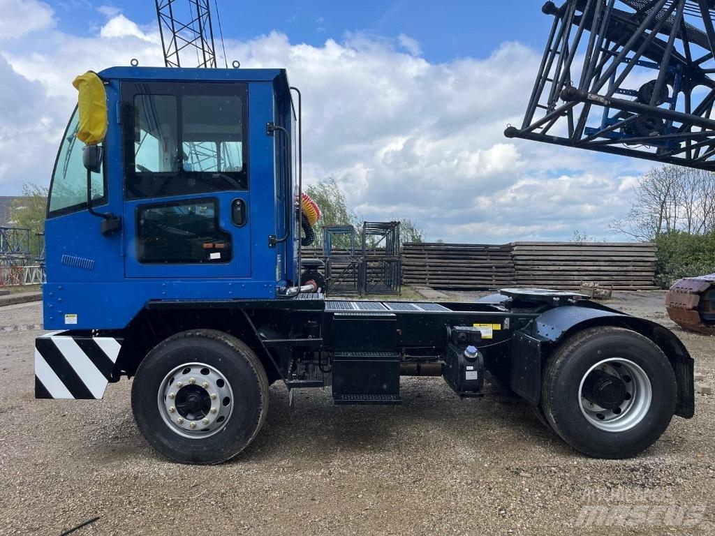 XCMG XPT70K Терминальные тягачи