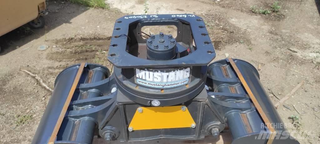 Mustang GRP 250 Грейферы