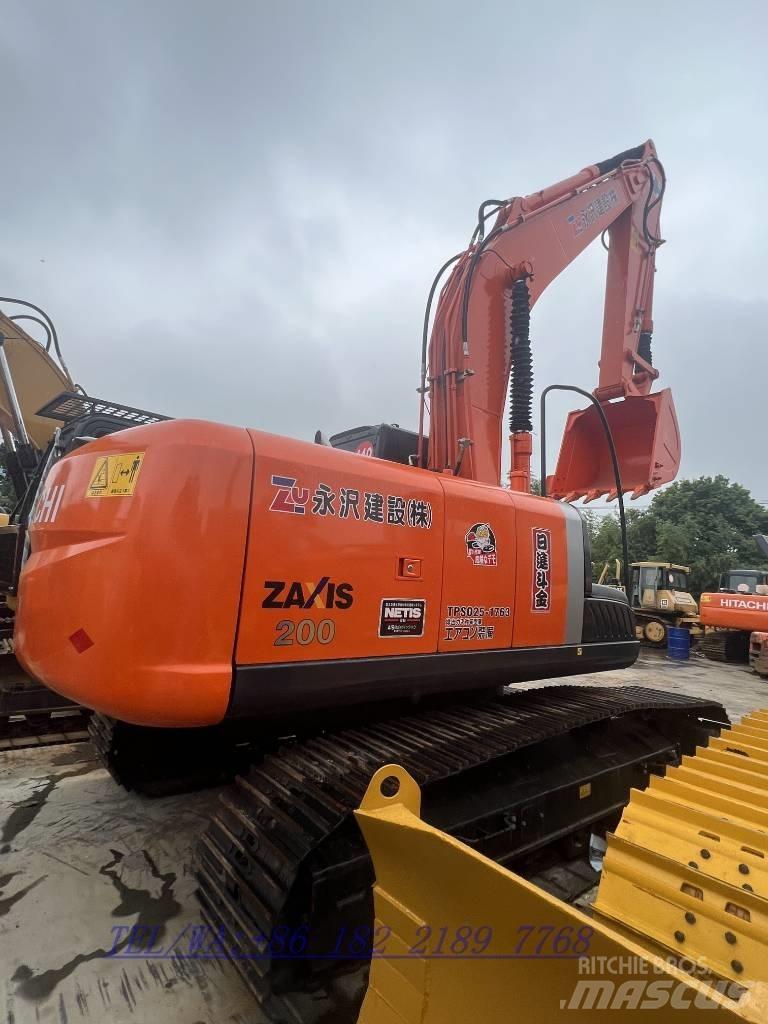Hitachi ZX200 Гусеничные экскаваторы