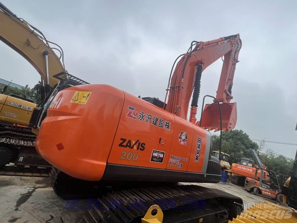 Hitachi ZX200 Гусеничные экскаваторы