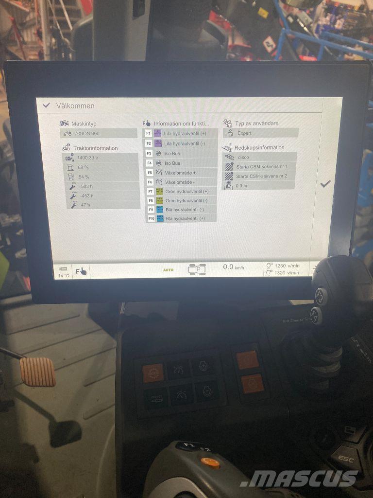 CLAAS Axion 930 Трактора