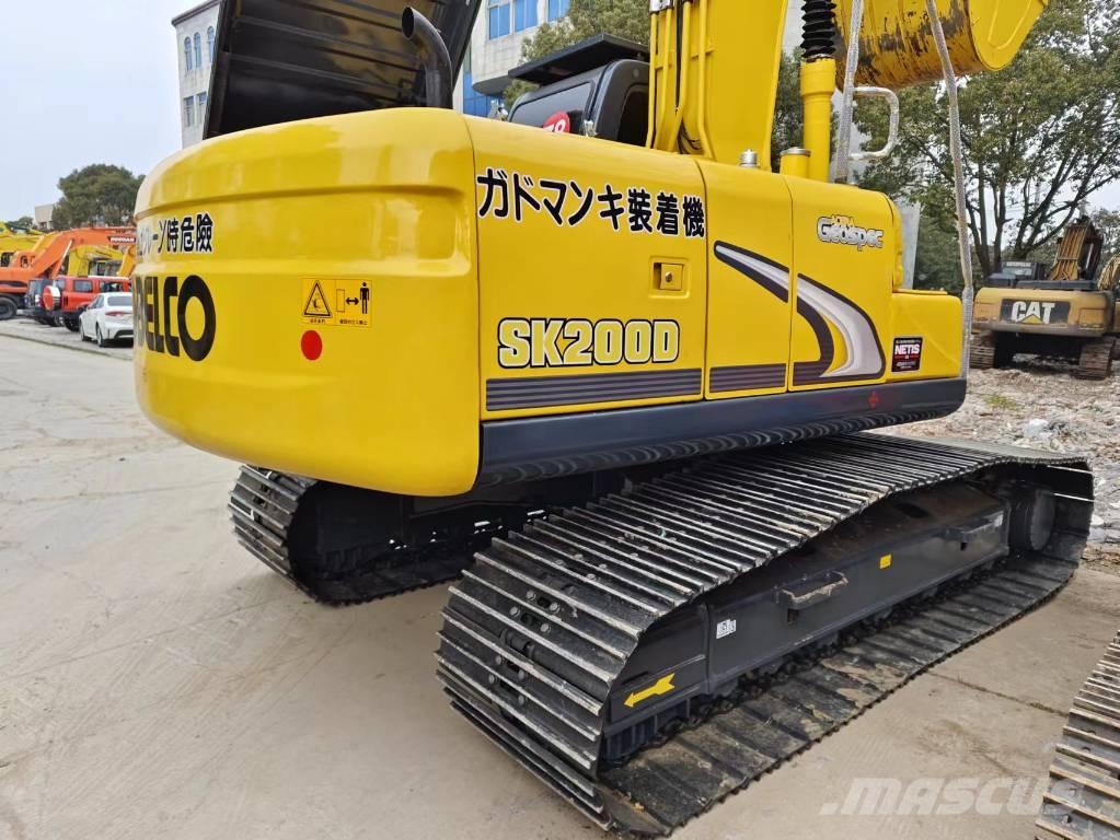 Kobelco SK 200 Гусеничные экскаваторы
