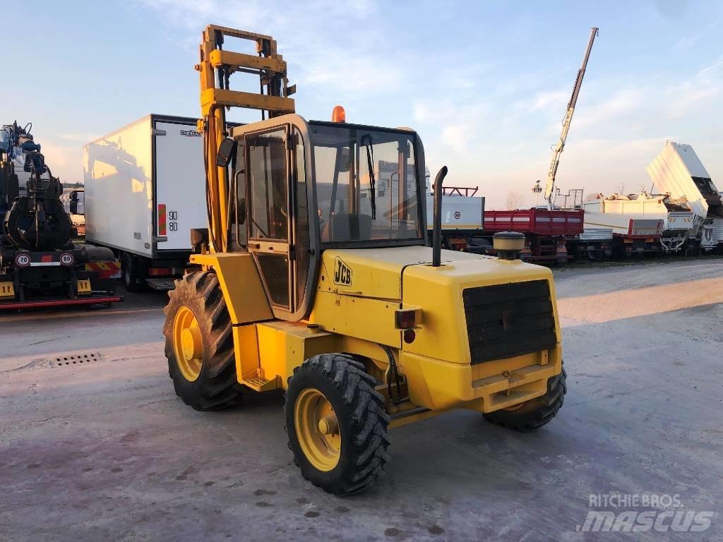 JCB 926B Телескопические погрузчики