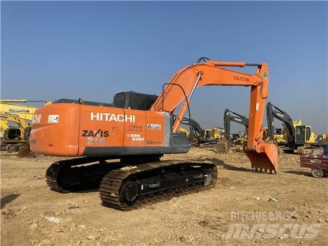 Hitachi ZX210 Гусеничные экскаваторы