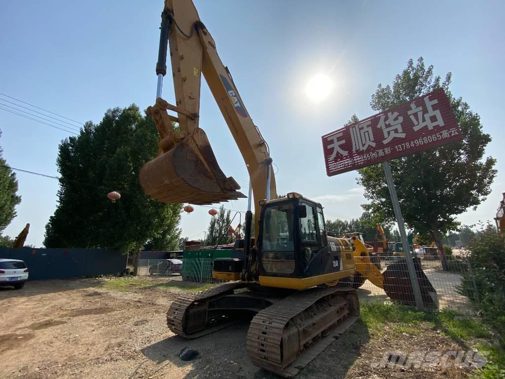 CAT 324D Гусеничные экскаваторы