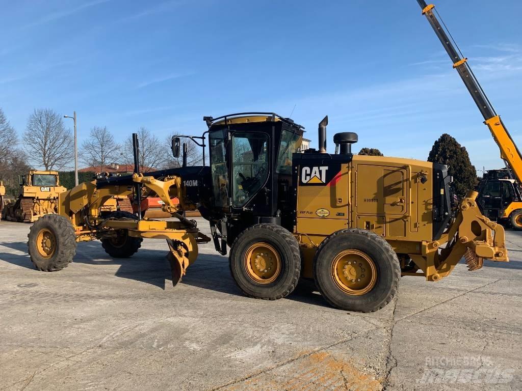 CAT 140 M 2 Грейдеры