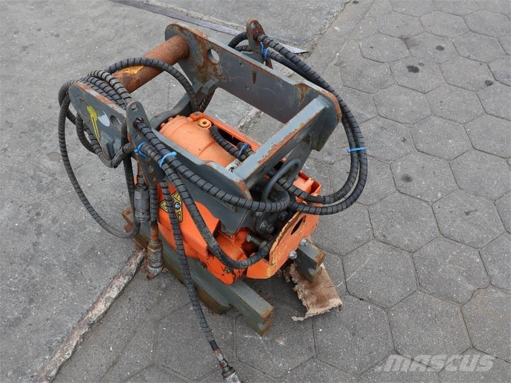  TILT ROTATOR TR07 Сельхозтехника - Другие