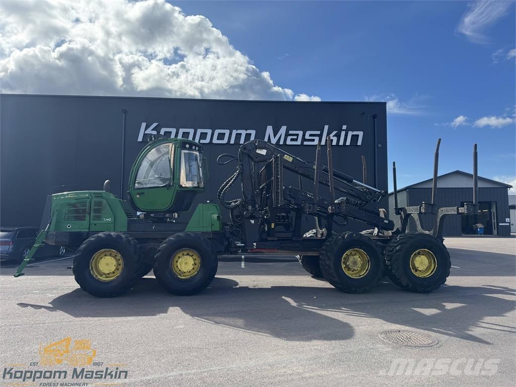 John Deere 1910E Форвардеры