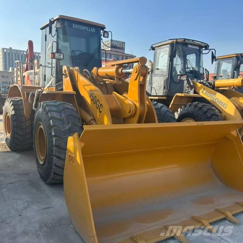 CAT 950 GC Фронтальные погрузчики