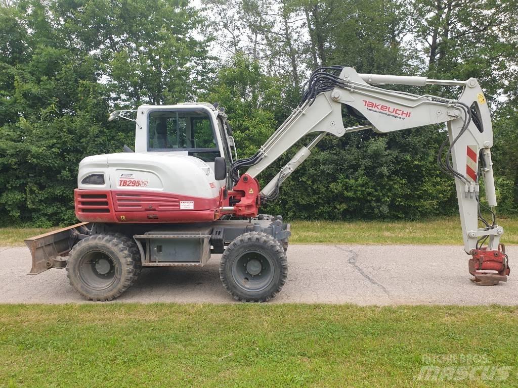 Takeuchi TB295W Колёсные экскаваторы