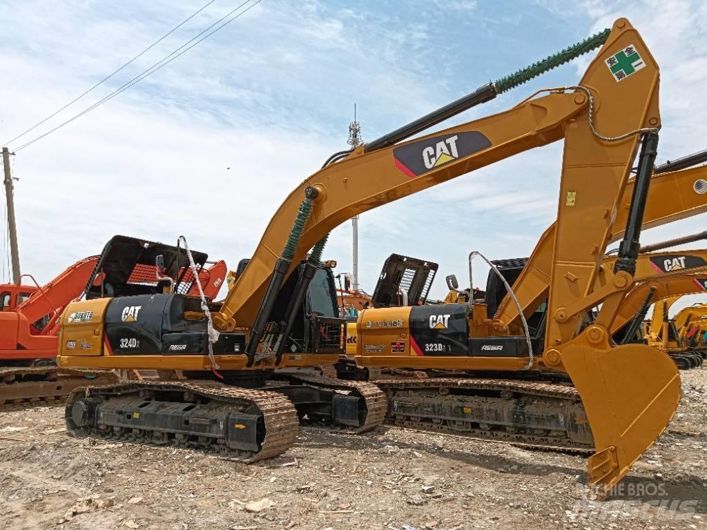 CAT 324D2 Малые экскаваторы 7т-12т