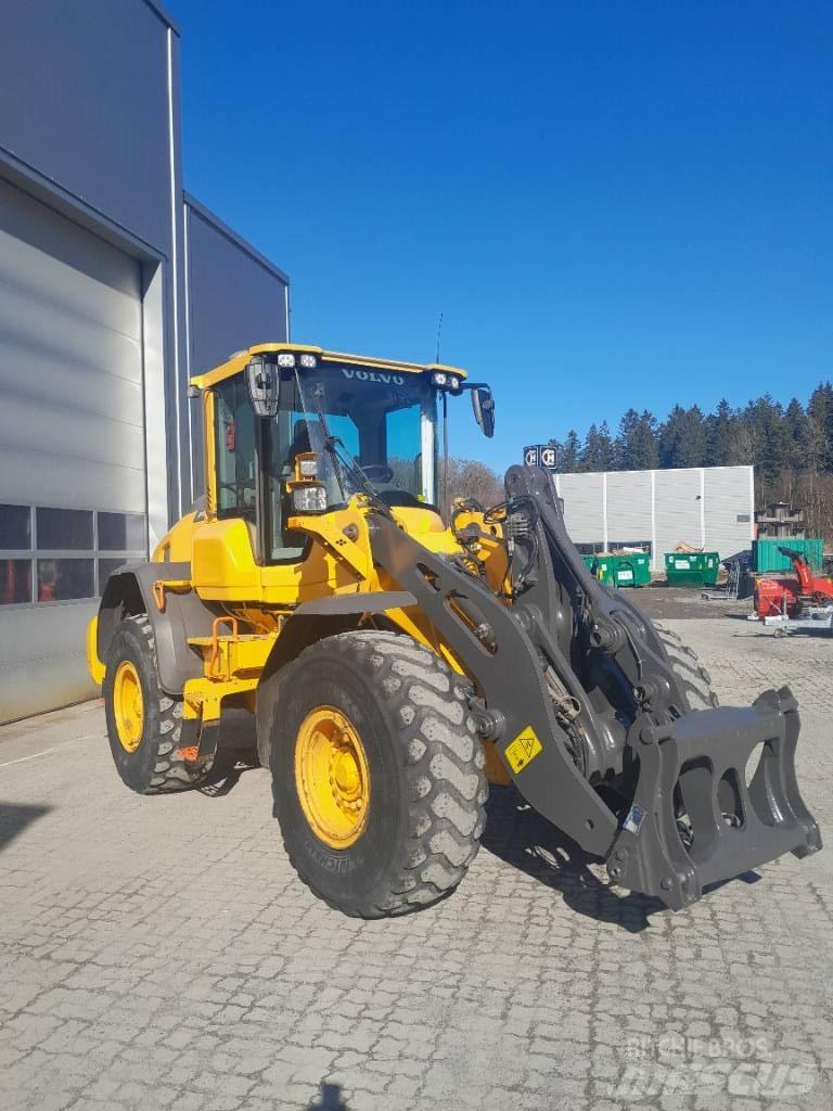 Volvo L90H Фронтальные погрузчики