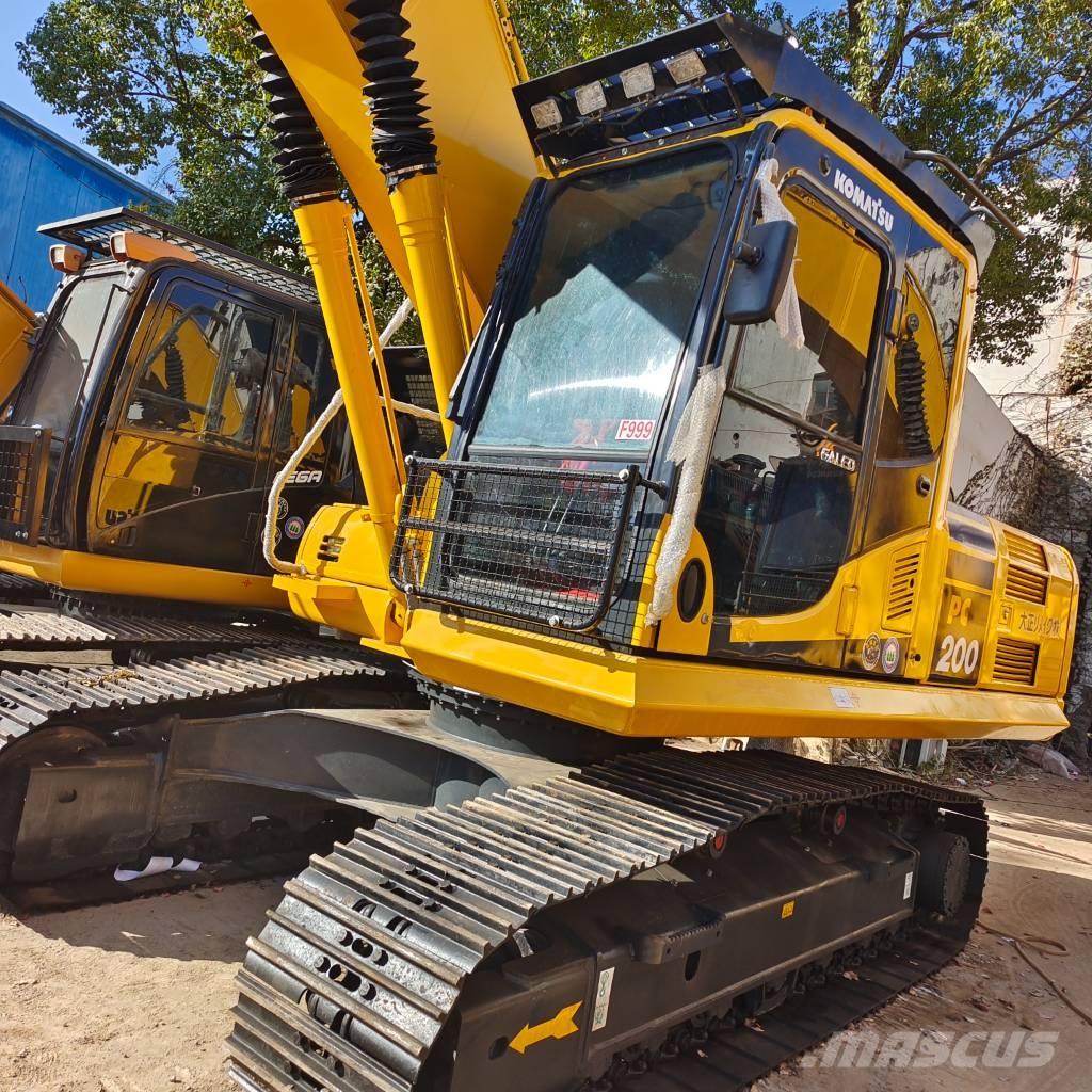 Komatsu PC 200 Гусеничные экскаваторы
