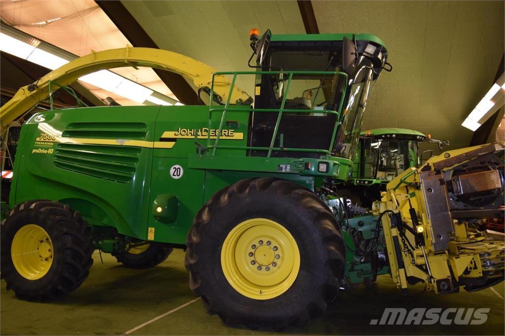 John Deere 7400 Самоходные кормоуборочные комбайны