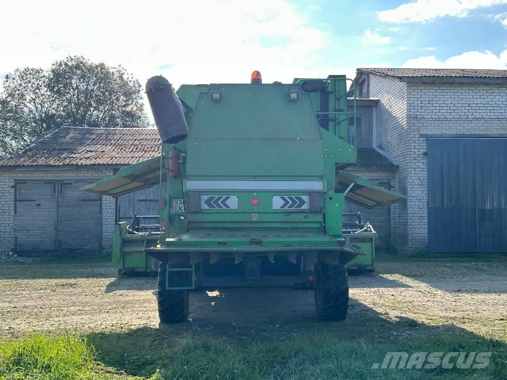 Deutz-Fahr 5680 HTS Зерноуборочные комбайны