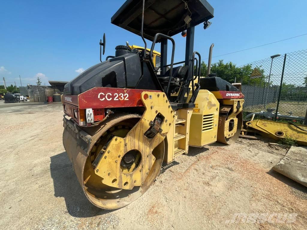 Dynapac CC 232 Катки тротуарные