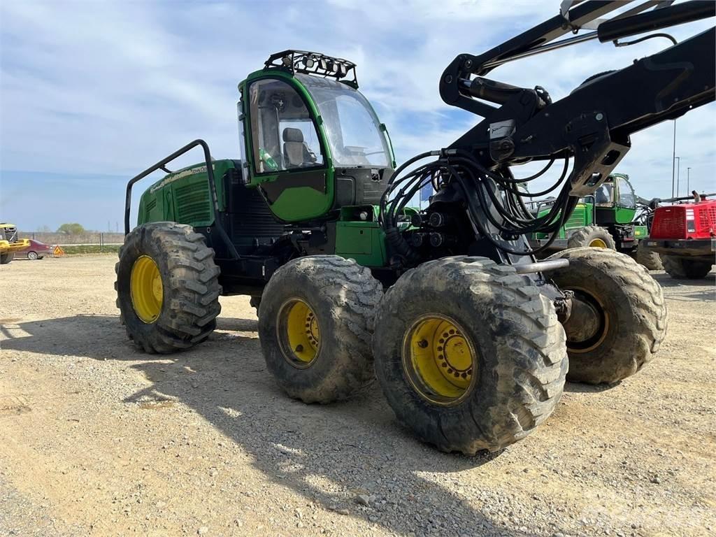 John Deere 1470E Харвестеры