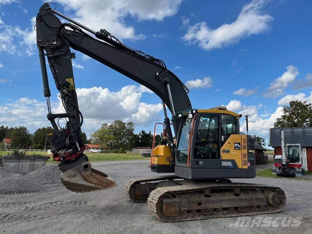 Volvo ECR 235 EL Гусеничные экскаваторы