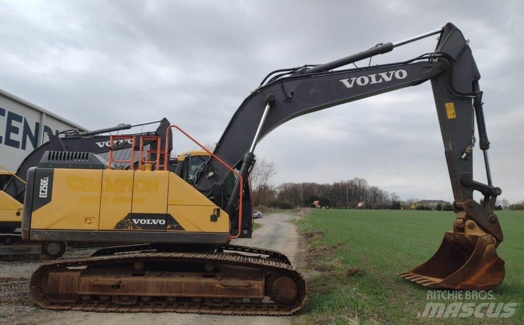 Volvo EC250EL Гусеничные экскаваторы