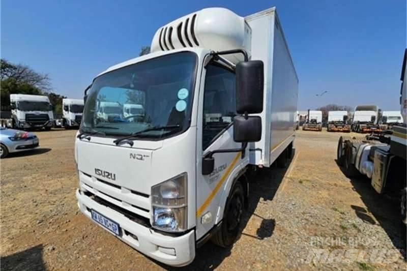 Isuzu NQR Специальные грузовики
