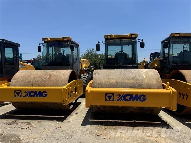 XCMG XS 223 J Грунтовые катки