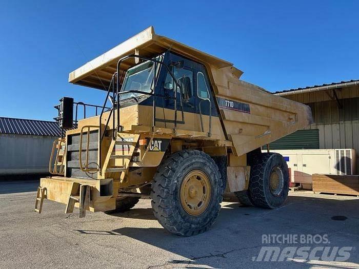 CAT 771D Мини-самосвалы
