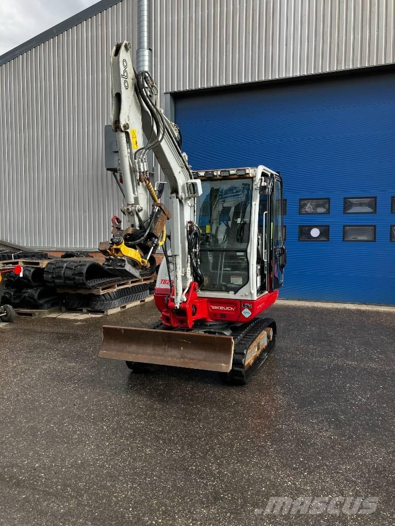 Takeuchi TB 230 Мини-экскаваторы