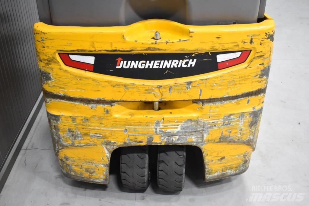 Jungheinrich EFG 215 Электропогрузчики