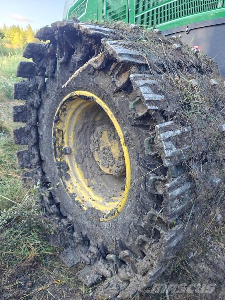 John Deere 1270 G Харвестеры