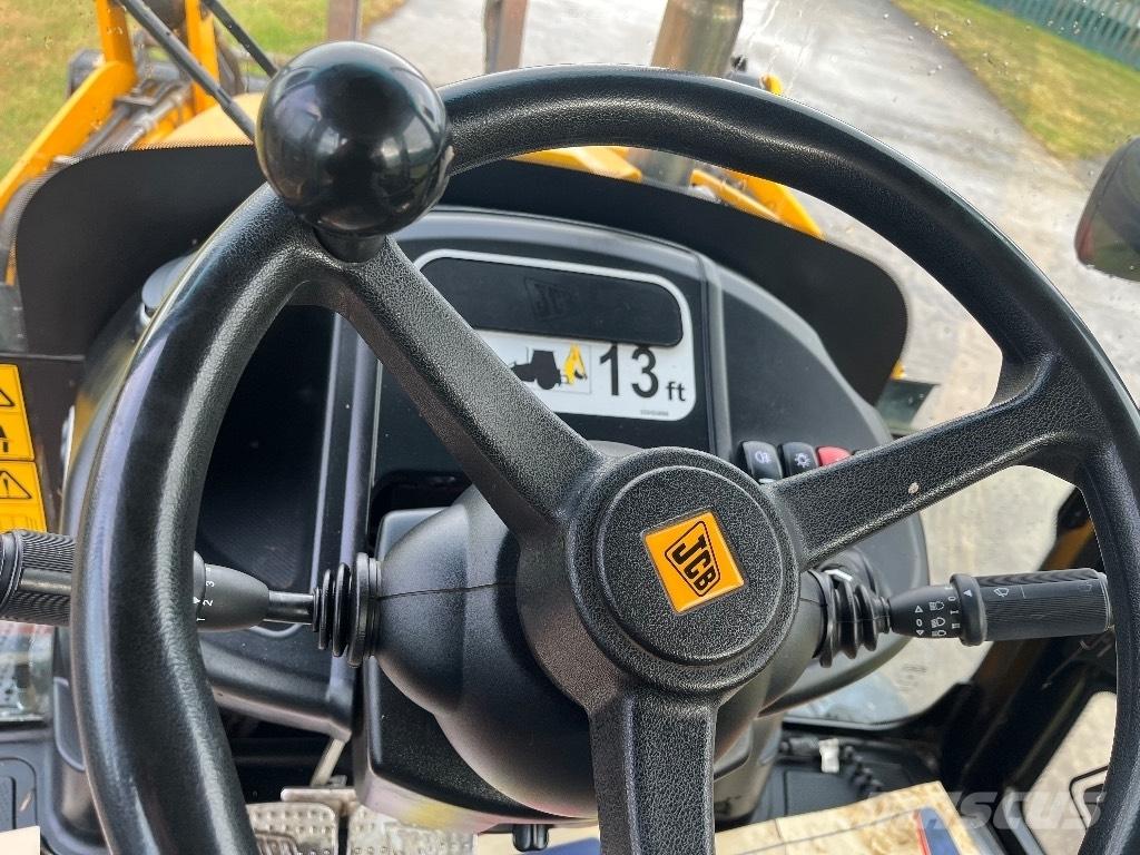 JCB 3CX Экскаваторы-погрузчики