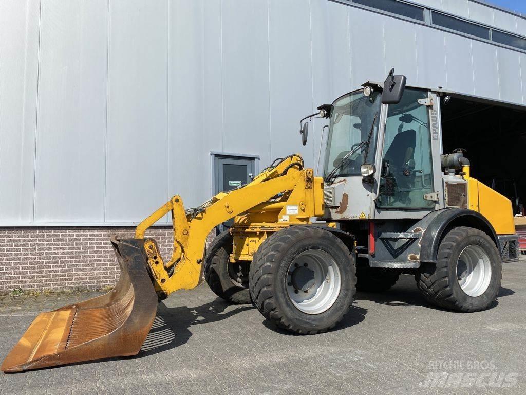 Paus SL755 Фронтальные погрузчики