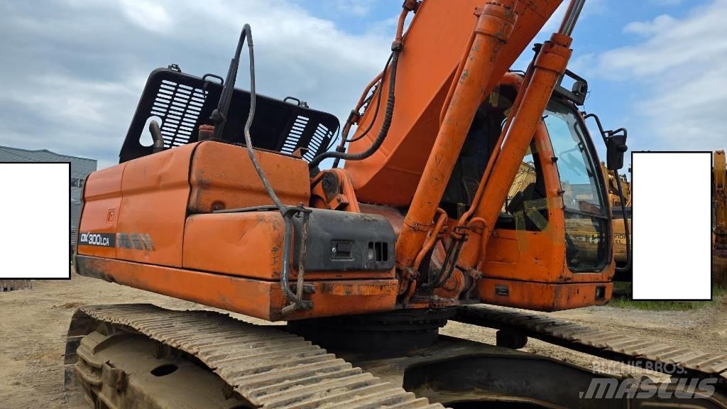 Doosan DX 300 LCA Гусеничные экскаваторы