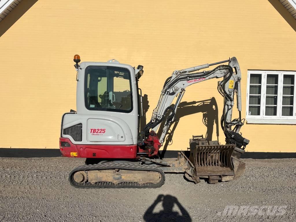 Takeuchi TB 225 Мини-экскаваторы