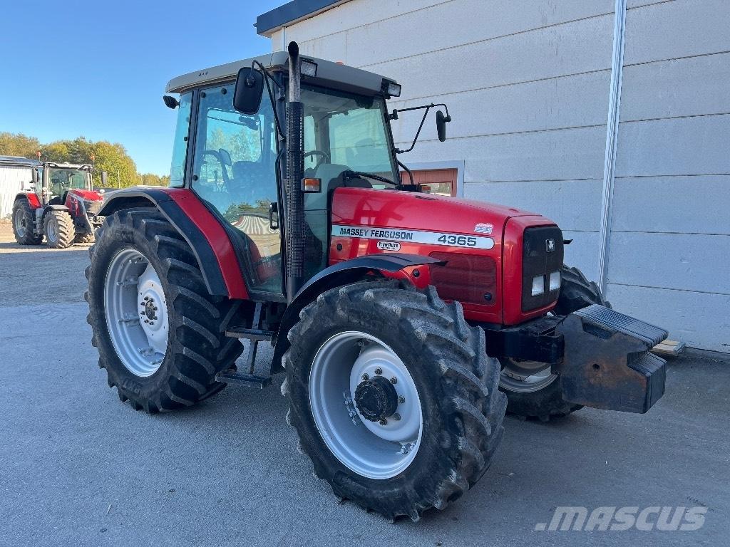 Massey Ferguson 4365 Трактора