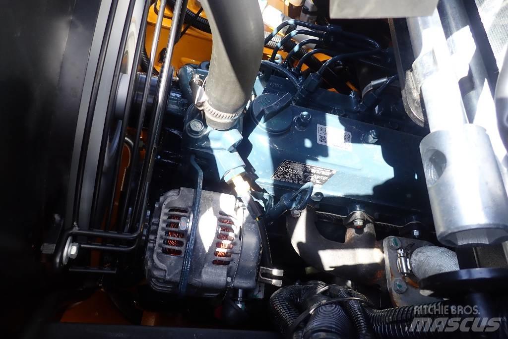 JCB 403 Многофункциональные сельскохозяйственные погрузчики