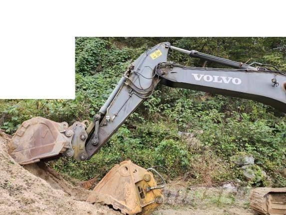 Volvo EC 290 BL Гусеничные экскаваторы